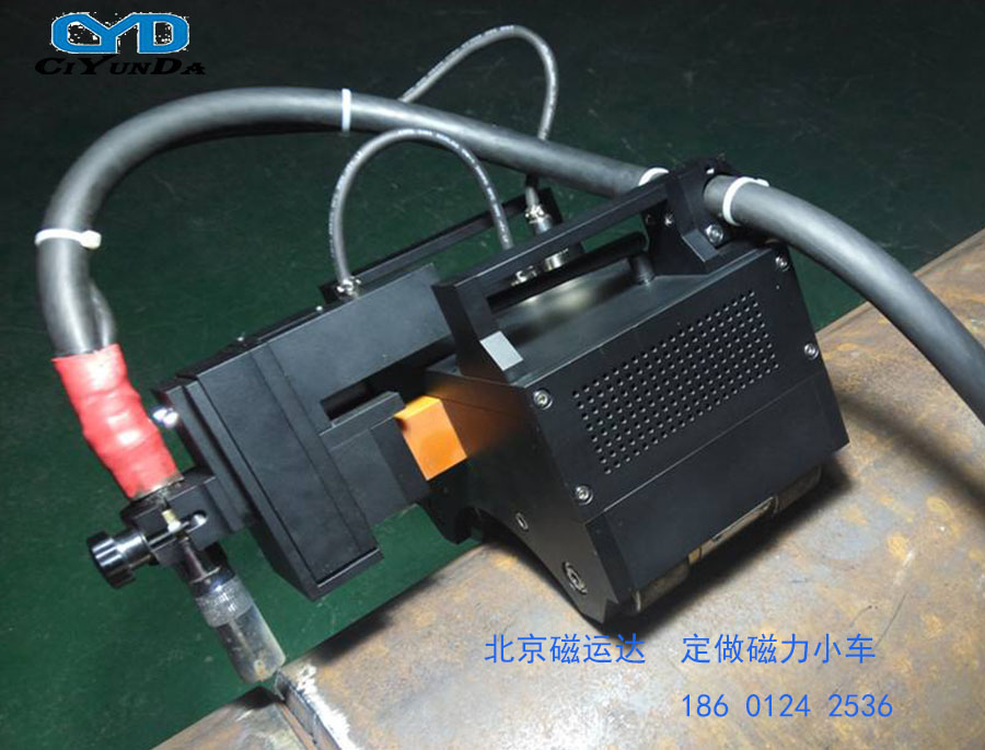 磁力小車